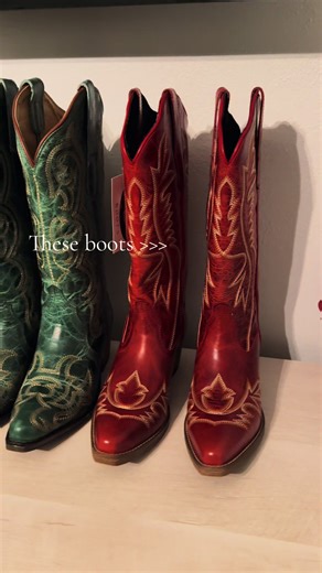 Explore the Best Cowgirl Boots Collection