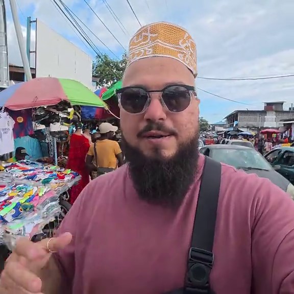 Going Deeper In The Local Market - Trying To Keep It Together, Should I Stay Or Go Out Of Moroni, Comoros 🇰🇲 #Comoros #Travel #davudakhundzada
