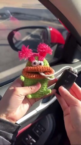 Crochet Big Mouth Monster Key Holder Pattern: Keychain Tutorial (PDF)