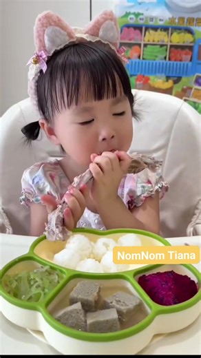 Lunch for Tiana | NomNom Tiana