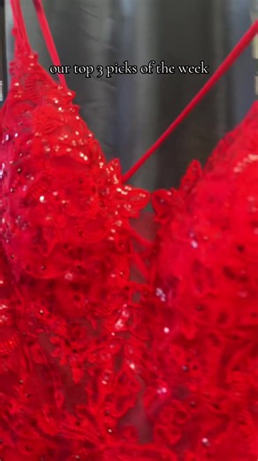 Top Beautiful Dresses for Prom This Week