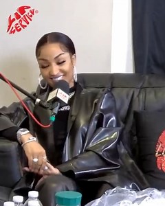 💥 Shenseea talks collabs on her new album | Angela Yee
