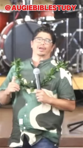 Mahalo Pastor Matt and New Hope Kauai for giving me the opportunity to share my heart and message with your amazing congregation. Feeling grateful, humbled, and inspired to be part of what God is doing on the Garden Isle 🌴🙏🏽 Watch the full message here: https://www.youtube.com/live/K8s8Q8JbSdo?si=QUepD6vRAYFuSbgW #NewHopeKauai #FaithJourney #GodIsGood #GratefulHeart #AugieT #SharingTheWord #Kauai #Blessed #Psalm328 #IslandFaith | Augie Tulba