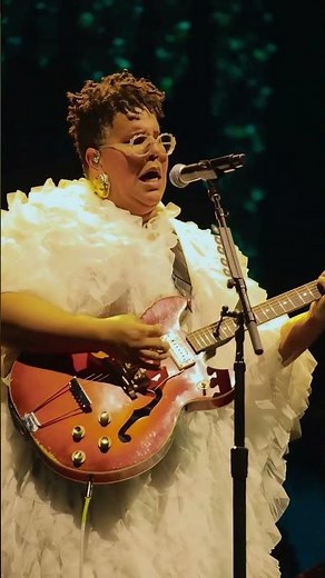 Hold On live from Nashville #alabamashakes #livemusic