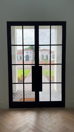 720K views · 4.4K reactions | This is how to fix a glass door right?! | What's Inside? | Facebook