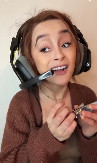 TINY TEXIE, WOULD NOT MAKE A GOOD 911 DISPATCHER 🤣