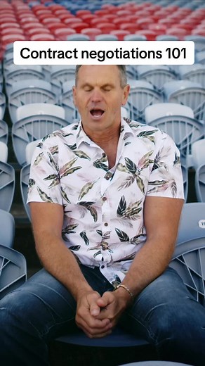 Chief, Kerry Packer and the news. Another ripper story from the Super League war. Streaming now on @paramountplusaustralia #tv #nrl #rugby #footy #newcastle