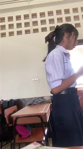 วิดีโอของ พุธกลางคืน (@error195x) พร้อมเพลง เสียงต้นฉบับ - พุธกลางคืน