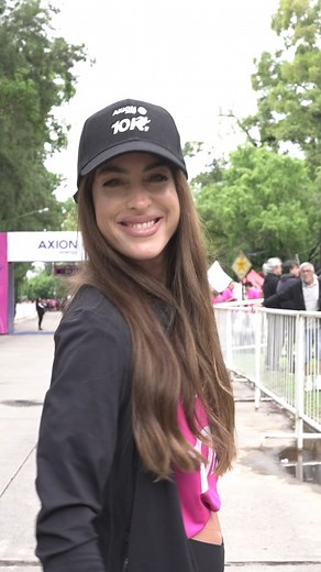 ¡Así se vivió la nueva edición de nuestra carrera solidaria #AXION10K en Campana! 🏃‍♂️ Miles de corredores se sumaron a una jornada que combina deporte, familias y compromiso social, en la ciudad donde late el corazón de nuestra refinería, de donde salen nuestros combustibles. Allí trabajamos todos los días junto a la comunidad, y esta carrera es una forma de seguir fortaleciendo ese vínculo. Disfrutamos de actividades, música y acciones solidarias en apoyo a diversas organizaciones locales💪 ¡