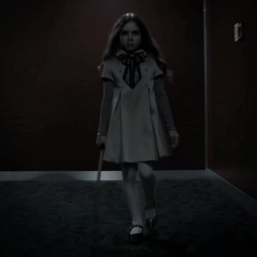 SHE SLAYED THAT WALK CAN'T WAIT FOR THIS MOVIE #megan #m3gan #meganmovie #m3ganmovie #meganedit #m3ganedit #meganhorrormovie #horror #horrortok #horrormovie #scarymovie #halloween #doll #m3gantrailer #m3gandoll #jennadavis #jennadavisedit #universalstudios #fyp #foryoupage #foryou #xyzbca #velocity #meilee4ever