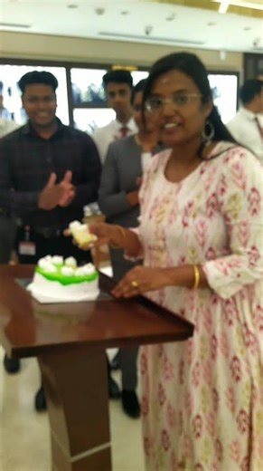 birthday cake cutting