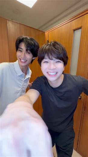#曽野舜太 さんに #しおざきわんだーらんど 踊っていただきました！🛟 #しおわんウィーク #MILK #しおざきだいち | dancing