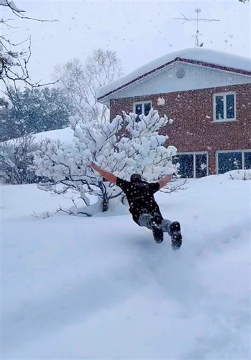 41 Acre Luxury Property for Sale by Severn River