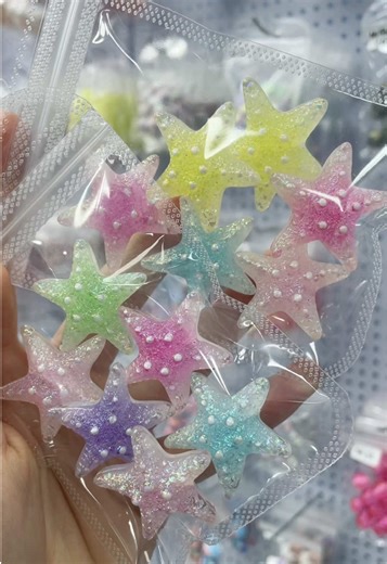 The live broadcast is currently underway.#DIY #beads #pen #BOGO