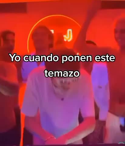 Canciones que No Sabías el Nombre con #aestsfight