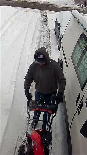 When you have a wonderful neighbor and when you find out he cleared our entire driveway 💐