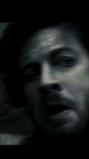 Espartanos se enfrentan a Los Inmortales en las Termopilas | Escena de 300 la película | En Español