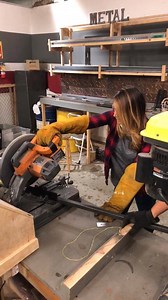 THIS SUNDAY! Watch me and Ben Aaron take on Rob and his friend Melissa on Flea Market Flip 🤗 I am not going to say Ben wasn’t helpful... or that Rob totally brought in a ringer... but | Ginger Zee
