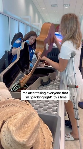 7.3M views · 3.4K reactions | Life hack?! To celebrate this one hitting 20 million views, I think it’s time we add the theme song underneath! Can’t wait to pack like this again for some new shows I’m announcing soon… 來拾 | Lily Grace Live | Facebook