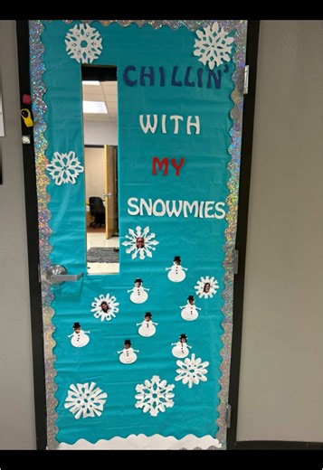 Unique Winter Classroom Door Decor Ideas