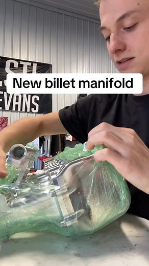 All the power! #careers #carservice #mechanics #automotive #engineering #engine | evans R