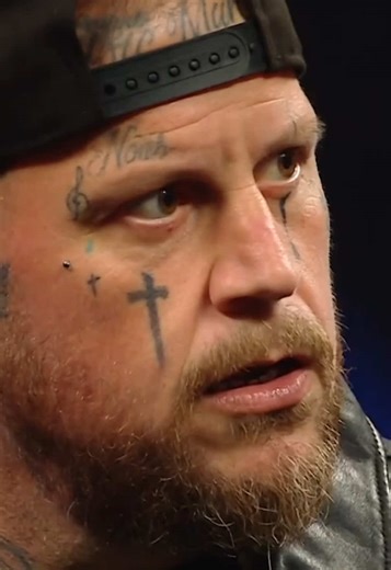 jelly, you’re doing amazing sweetie 😫🤩 #WWE #JellyRoll #TheMiz | jelly roll