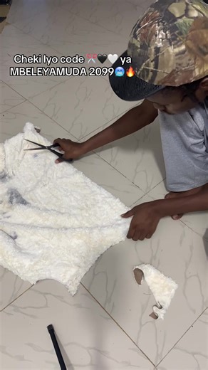 Explore MBELEYAMUDA's Unique Fashion Journey