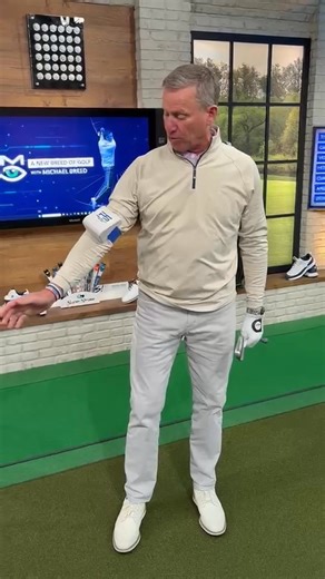 Most golfers "collapse" at the top of the swing to feel like they’re swinging further. In reality, you’re just shrinking your arc and leaking power. This "narrow" swing is why you feel like you’re swinging out of your shoes, but the ball isn't going anywhere. The Pro-Slot Trainer fixes this instantly. It locks your trail arm into a 90-degree "Power Angle," forcing your lead arm to stay wide and extended. Stop working so hard for mediocre distance—build a pro-level arc today. | Golf Training Aids