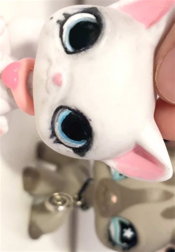 i need to do another version of my character intros, i don’t like the storyline of the other one. i’ll still keep it up but, i’ll change the stories and include all of my characters names   info this time around ^_^ #lps