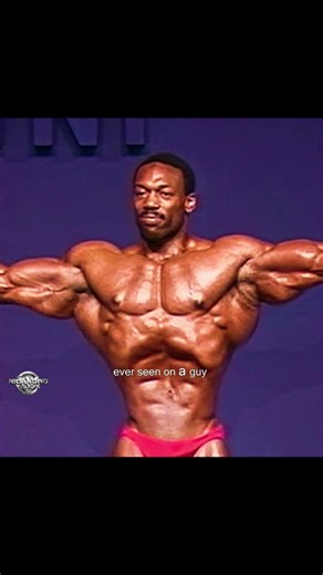 The Smallest Waistline On A Guy That Big
