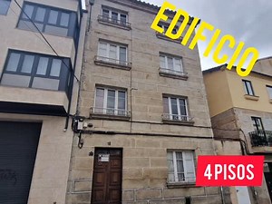🏢 SE VENDE EDIFICIO COMPLETO EN OURENSE 📌 4 PISOS DE 3 DORMITORIOS PARA REFORMAR POR 230.000€ MENOS DE 60.000€ CADA UNO! 📍ZONA COUTO, OURENSE. IDEAL INVERSORES O GRUPO DE COPRADORES. SE PUEDEN VENDER POR SERAPADO A 60.000€ LA UNIDAD. 📏 80m útiles X vivienda 🛏️ 3-4 dormitorios cada piso 🛁 1 baño 🍳 1 cocina 🛋️ luminosos y exteriores 💶230.000€💶 NO ESPERES A QUE TE LO CUENTEN‼️ 📆 AGENDA TU VISITA 👉🏼 CONTÁCTANOS : 📞 988217446 📧 info@metropoleourense.com Nota: Este anuncio es meramente 