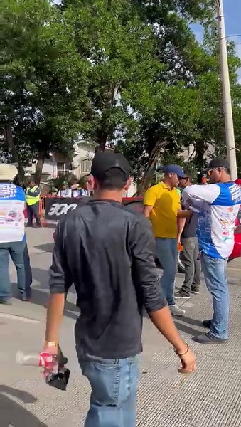 Dios está conmigo 🙏🤣🤣🤣 solo los que fueron al evento de La Ceiba lo saben 🫣#drag #racing #laceiba #honduras