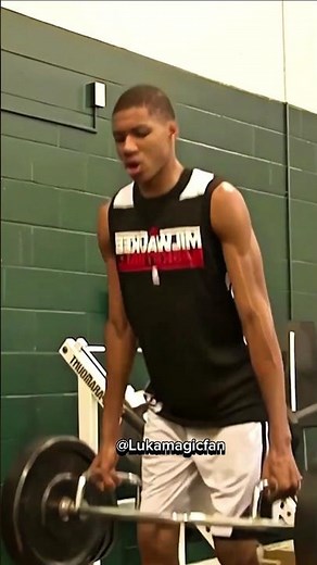 Giannis’ INSANE Training Method Shocks Everyone 😱💪 #shorts #nba