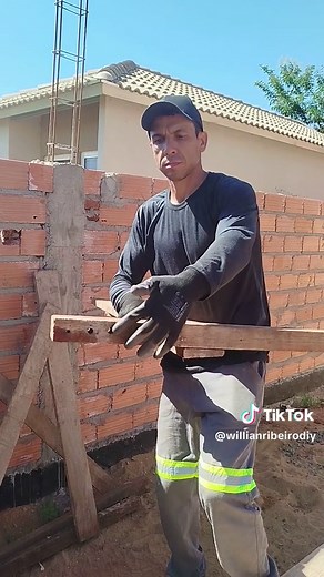 Montagem do andaime suspenso #construcao