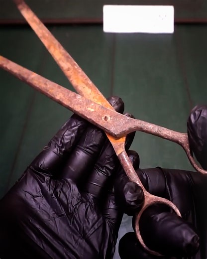 The Longest Scissors Restoration | DIY & Crafts