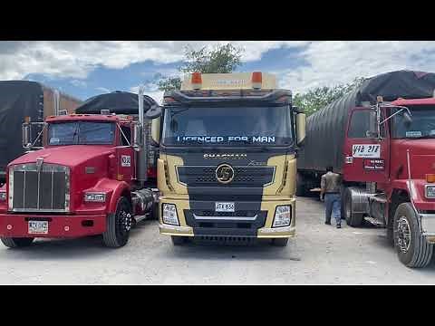 This is how a 2021 SHACMAN tractor-trailer works in Colombia.