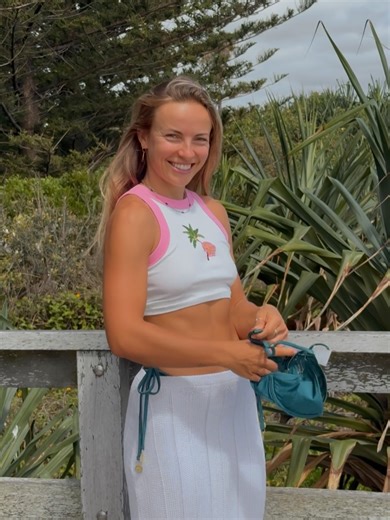 AMY BACH ☀️ HYBRID TRAINING & SURFING on Instagram: "tan lines and salty skin 🌺"