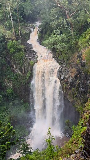 520K views · 6.8K reactions | Daggs Falls below Queen Mary Falls on the Spring Creek near Killarney Qld after hundreds of mm of rain that has fallen in the last few days. This water is making its way down to the Condamine River. There is a steady flow through Killarney along the Condamine River this afternoon 8/3/25 #TCAlfred. | SE Qld Weather Photography -Chris McFerran | Facebook
