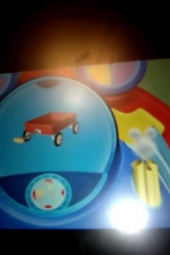 S1 E9 sleeping Minnie...