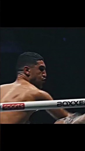 Real Life Punch-Out Boxer With Insane Dodge Skills