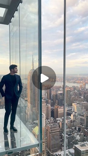 Erik Van Conover on Instagram: "To me NYC is one of the most inspiring places on Earth. I’m curious, tag the most inspirational people you follow here on IG  ALSO looking for some new book recommendations, comment blew  #nyc #newyork #newyorkcity @summitov"