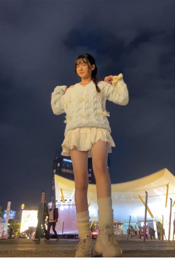 小尷尬 啊可不可以不要限我流量了😭#fyp #流量 #國三 #超級末班車