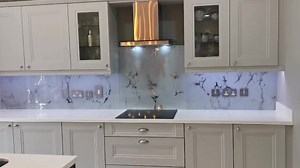 Large Splashback Installed ✅ Heat Resistant 🔥 Toughened Glass ✅ WWW.3DSPLASHBACK.IE | 3D Splashbacks