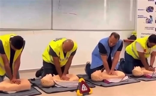 12K views · 385 reactions | Demonstration of how to perform RCP: | Troll medical life | Facebook