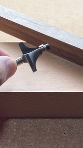7.9K views · 30 reactions | #woodworking As shown in the video, you can make a round dowel using a roundover router bit!This time, I used that dowel to make a sandpaper holder—feel free to try it out for yourself I post Shorts every day!Please don’t forget to like and subscribe  | ティーダブリューシーデザイン/TWCDesign | Facebook