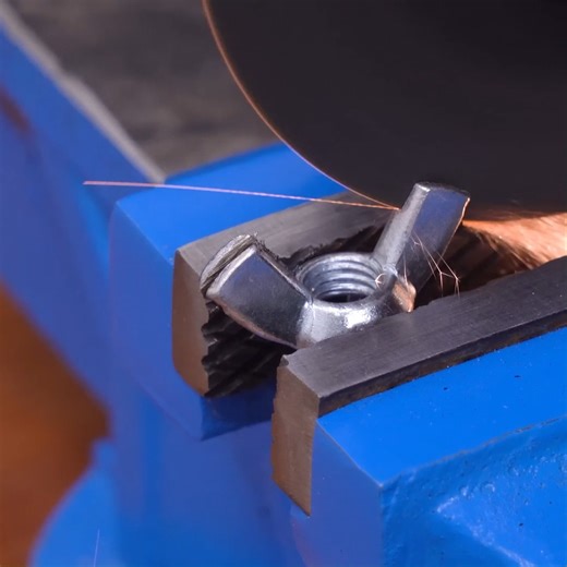 Insane Technical Inventions Using Simple Materials #diy #invention #lifehacks #homemade #creative | Unique Idea | Facebook