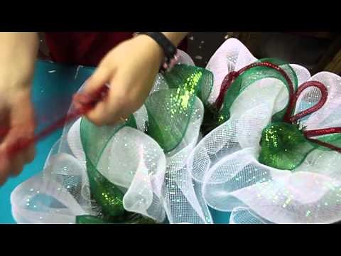 How to make a Deco Mesh Wreath