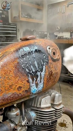 Magic spray melts rust in SECONDS! 😱✨