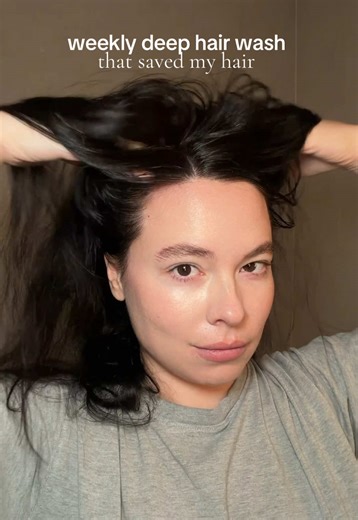 once a week, I slow down and really invest in my hair - that’s how it stays shiny, healthy, and grows 🌱 #hairwash #haircareroutine #haircareproducts #scalphealth #hairgrowth what I usually use: @Seapuri US tonic & serum @Mielle Organics scalp oil @OGX Beauty length oil @Vichy Laboratoires shampoo @Kérastase mask & heat protection @Olaplex leave-in & oil not sponsored