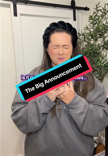 I am so excited!! What started out as a mom/teacher who desperately wanted to be able to continue staying home with her babies….. to coming across one of Malina’s videos in Jan 2024 and saying I’m gonna give this tiktok thing a shot….. to God answering so many prayers, tripling my teaching income in 2024, reaching goals in 2025, connecting with the most amazing people….. to now getting to work for and lead alongside @Mama Malina || 2739 , @Keighly ✨ 2739 , and the 2739 crew! Dreams do come true!